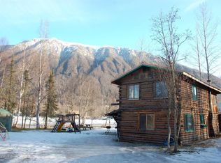 22535 Mirror Lake Dr, Chugiak, AK 99567