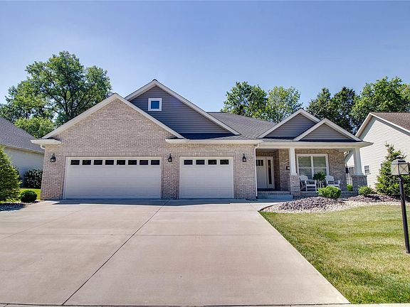 2nd image of 1113 White Oak Trl