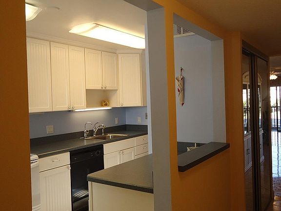4th image of 520 Palm Springs Blvd APT 213