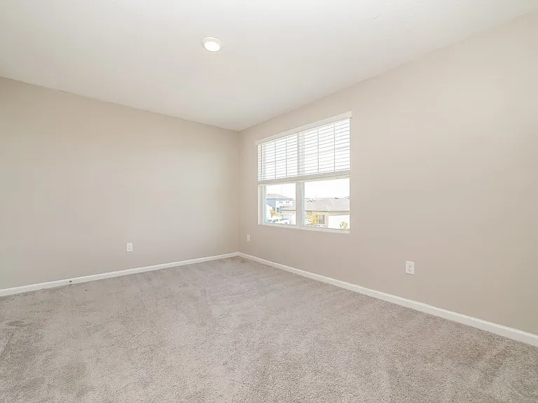 2052 Harris Hawk Ave — Photo 14