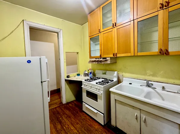 431 West 121st Street image 4 of 8