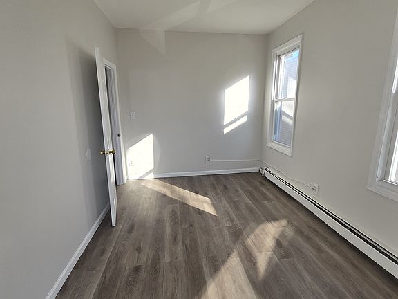 2nd image of 66 Fabyan Pl #3B