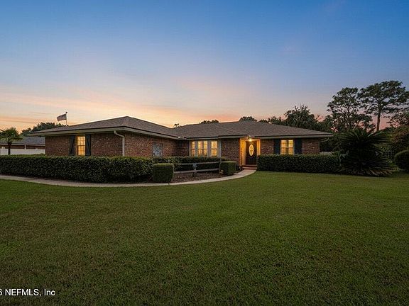 3rd image of 1147 PEBBLE RIDGE Drive