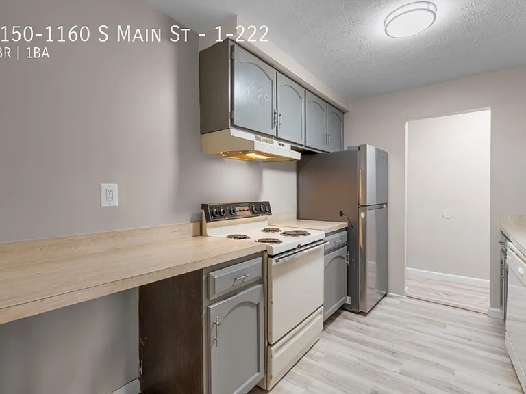 1150-1160 S Main St #1-222 — Photo 47