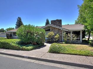 265 Ivy Pl, Orinda, CA 94563