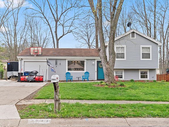 2nd image of 3941 Bluebird Ct
