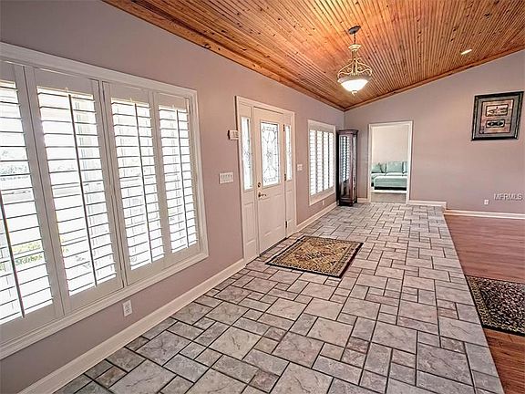 2nd image of 12713 Magnolia Bay Blvd