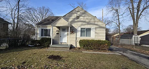 1918 Oakland Pkwy Photo 1