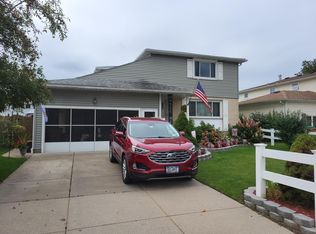 1441 Losson Rd, Depew, NY 14043