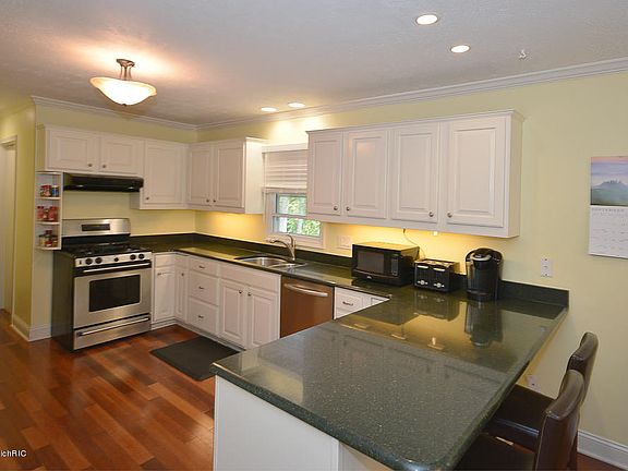 5th image of 1514 Merry Brook St