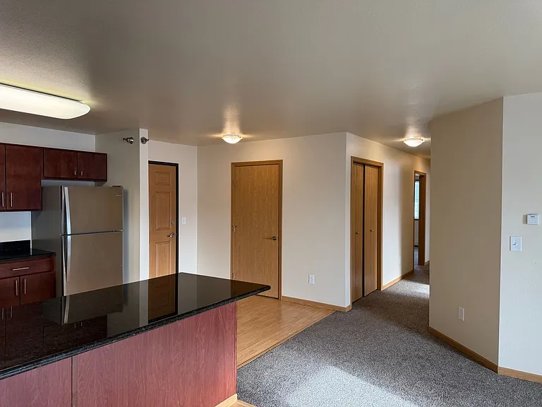 West Lake III Apartments — Photo 197