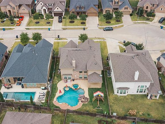 4th image of 27715 Ashbrook Falls Ct