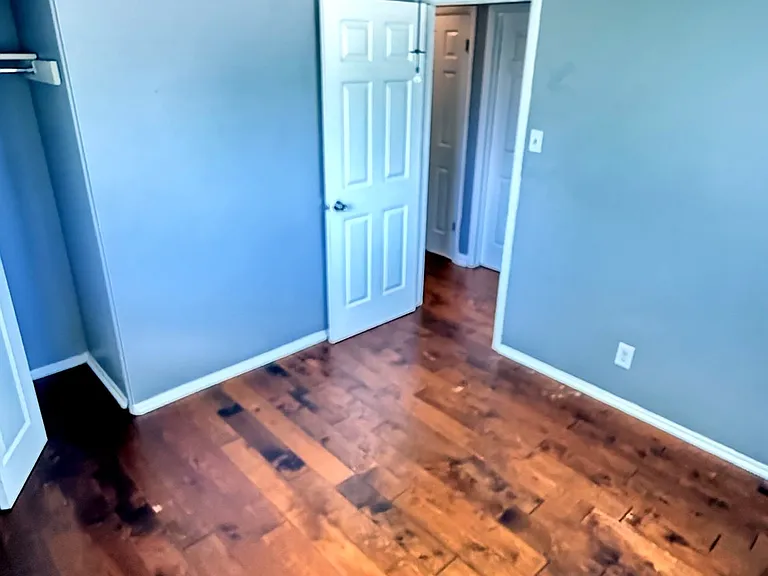 209 Brenda Dr — Photo 4