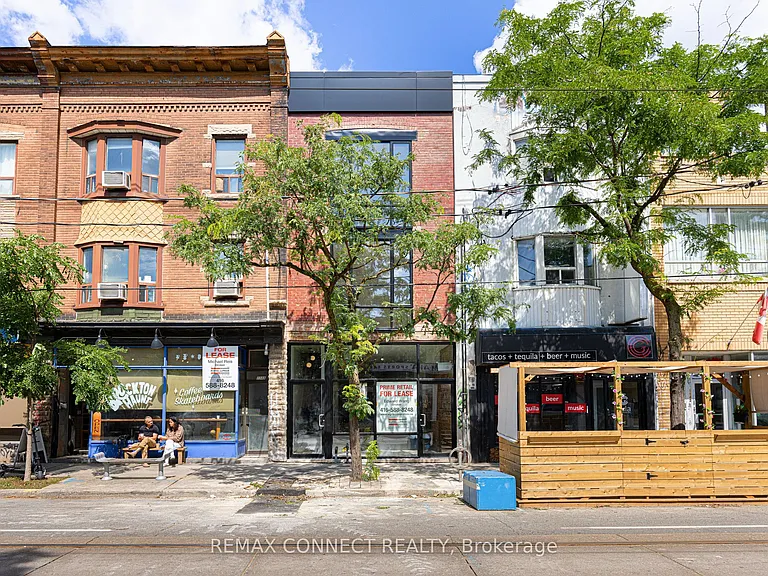 1146 College St #3 — Photo 1