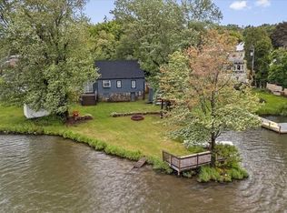 522 Grove St, Worcester, MA 01605