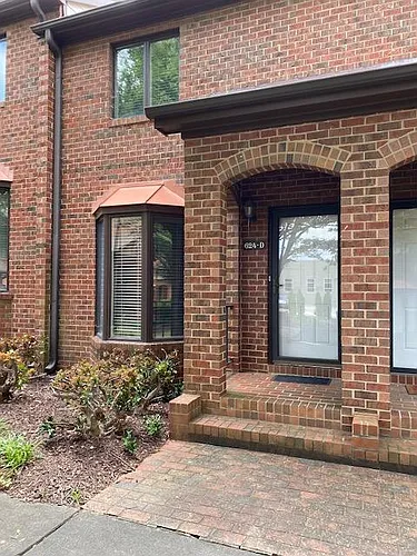 624D Walker Ave Photo 1