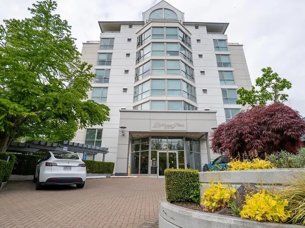 5860 Dover Cres #106, Richmond, BC V7C 5S6