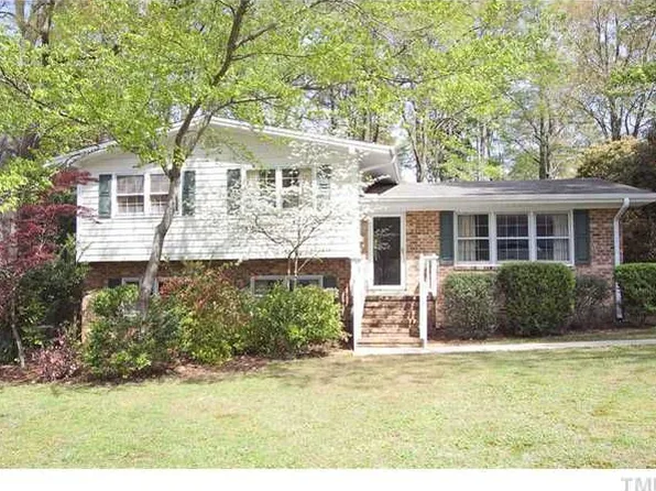 917 Hillview Dr, Cary, NC 27511