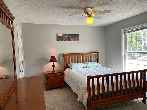 4th image of 864 E Sherwood Hills Dr