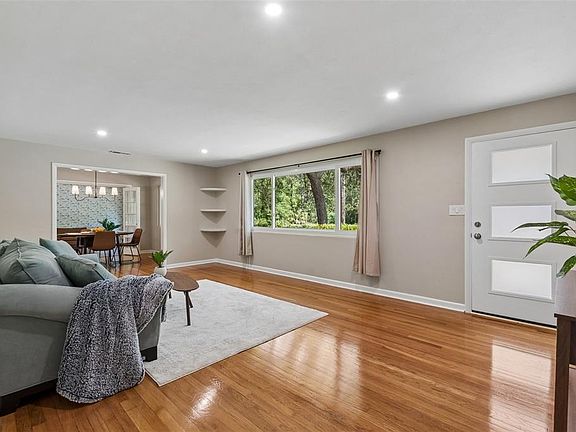 2nd image of 3706 SW 2nd Pl