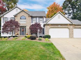 6961 Thicket St NW, Canton, OH 44708