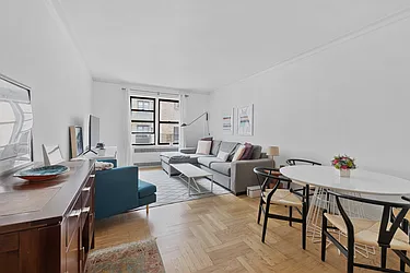 860 Grand Concourse
