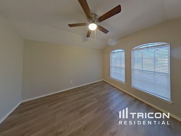 5th image of 713 Fleming St