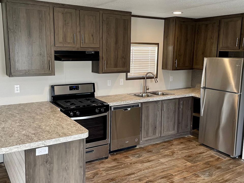 Kitchen views with BRAND NEW stainless appliances!