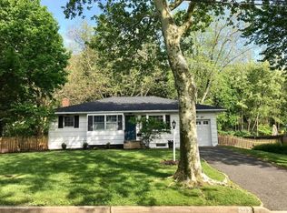 525 Sherman Ave, Belford, NJ 07718