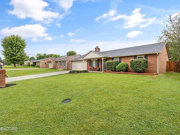 2nd image of 5524 Malachi Cir