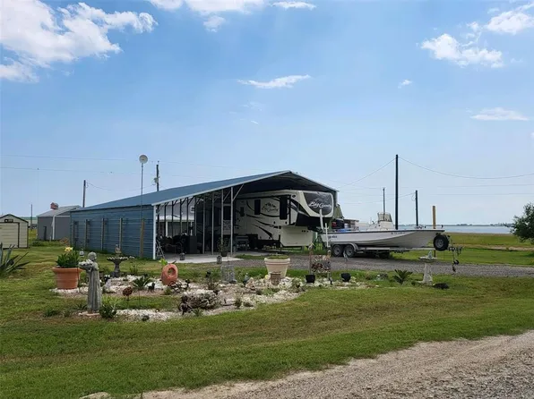 626 Ladyfish Road, Palacios, TX 77465