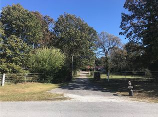 3205 Luper Rd, Lowell, AR 72745