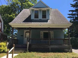 1016 Van Antwerp Rd, Niskayuna, NY 12309