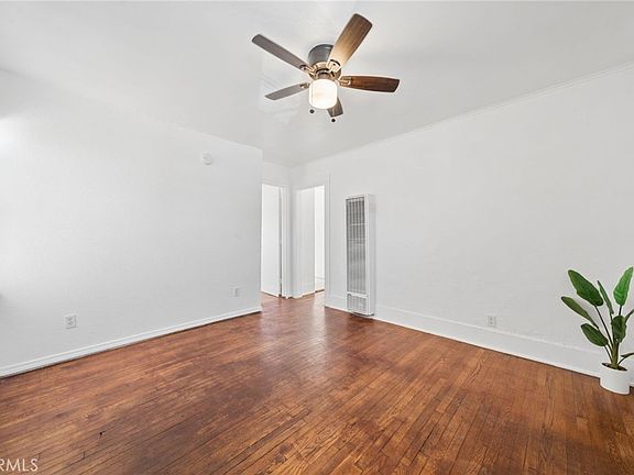 5th image of 1174 E 9th St