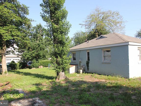 4th image of 1136 Skyway Dr