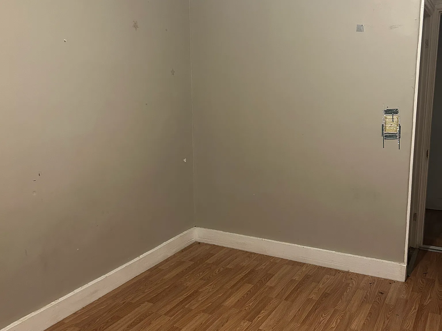 4 bed, $800 — Photo 3