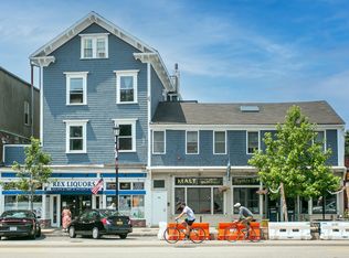 146 Broadway St #4, Newport, RI 02840