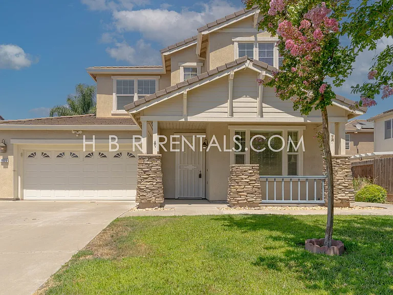 1825 Saint Moritz Ct — Photo 3