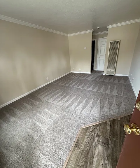 Capitol Ave Apartments — Photo 4