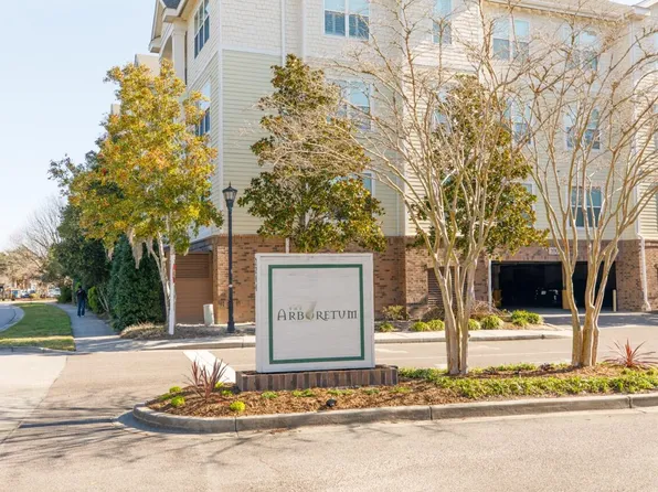 2244 Ashley Crossing Dr Unit 426, Charleston, SC 29414