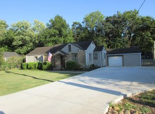 4402 Greendale Rd, Knoxville, TN 37918