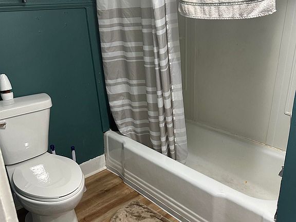 4th image of 283 N Thorne St