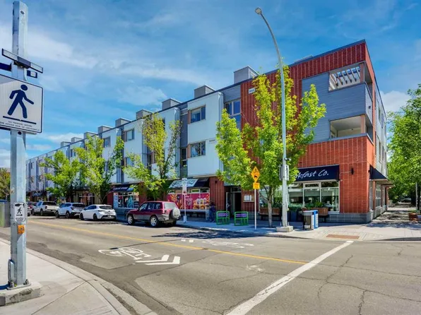 116 E 7a St NE #201, Calgary, AB T2E 0C4