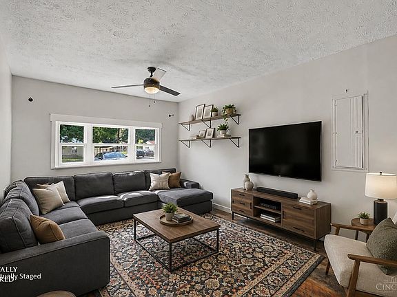 5th image of 4006 Alexander Ln
