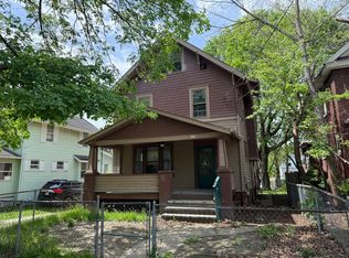 1368 Moore St, Akron, OH 44301