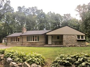 3221 Woodlea Rd N, Orefield, PA 18069