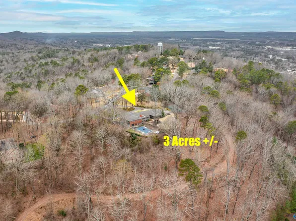 653 Cherry Laurel Rd, Gadsden, AL 35901