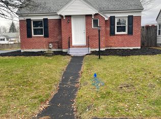 8 Brigadier St, Albany, NY 12205