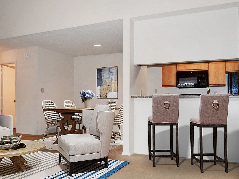 Spacious Areas Great for Gathering With Friends