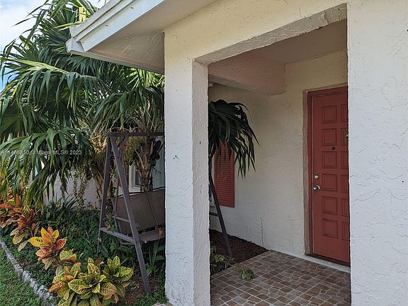 3rd image of 7108 NW 76th Ct